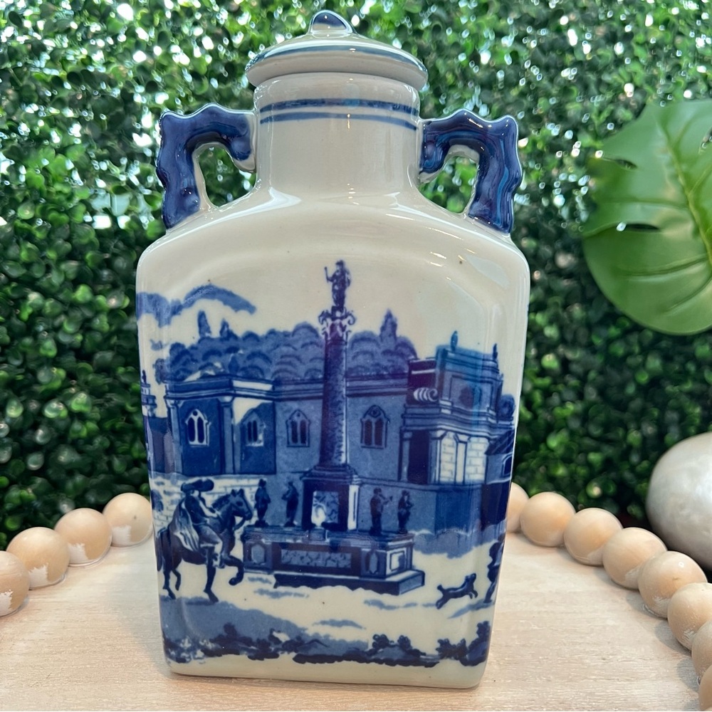 Chinoiserie Lidded Jar | Vase Vessel Decorative Piece | Grandmillennial | EUC
